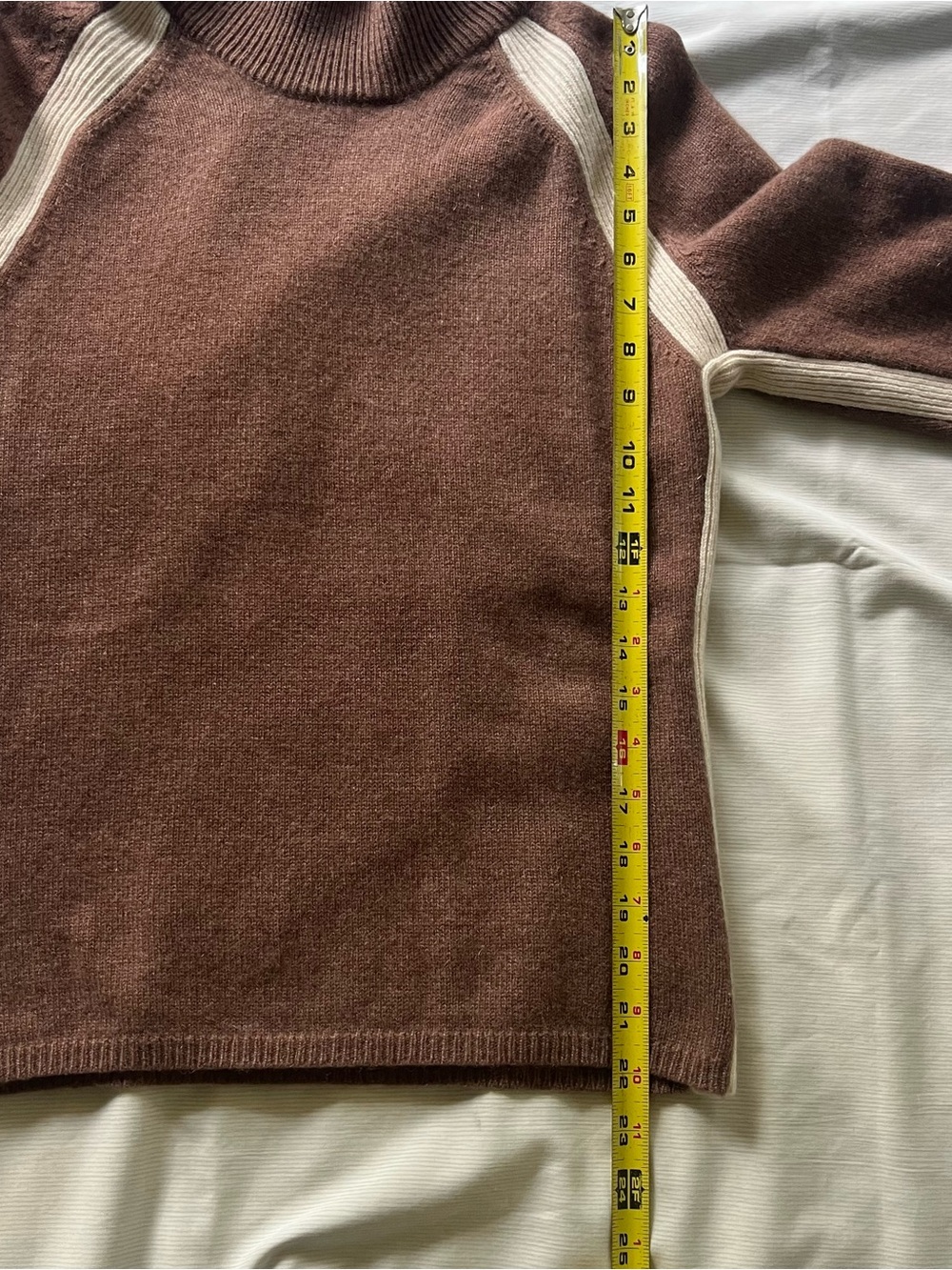Athleta Brown Cashmere Mock Turtleneck Sweater with Cream Contrast Panels - M - Picture 3 of 4
